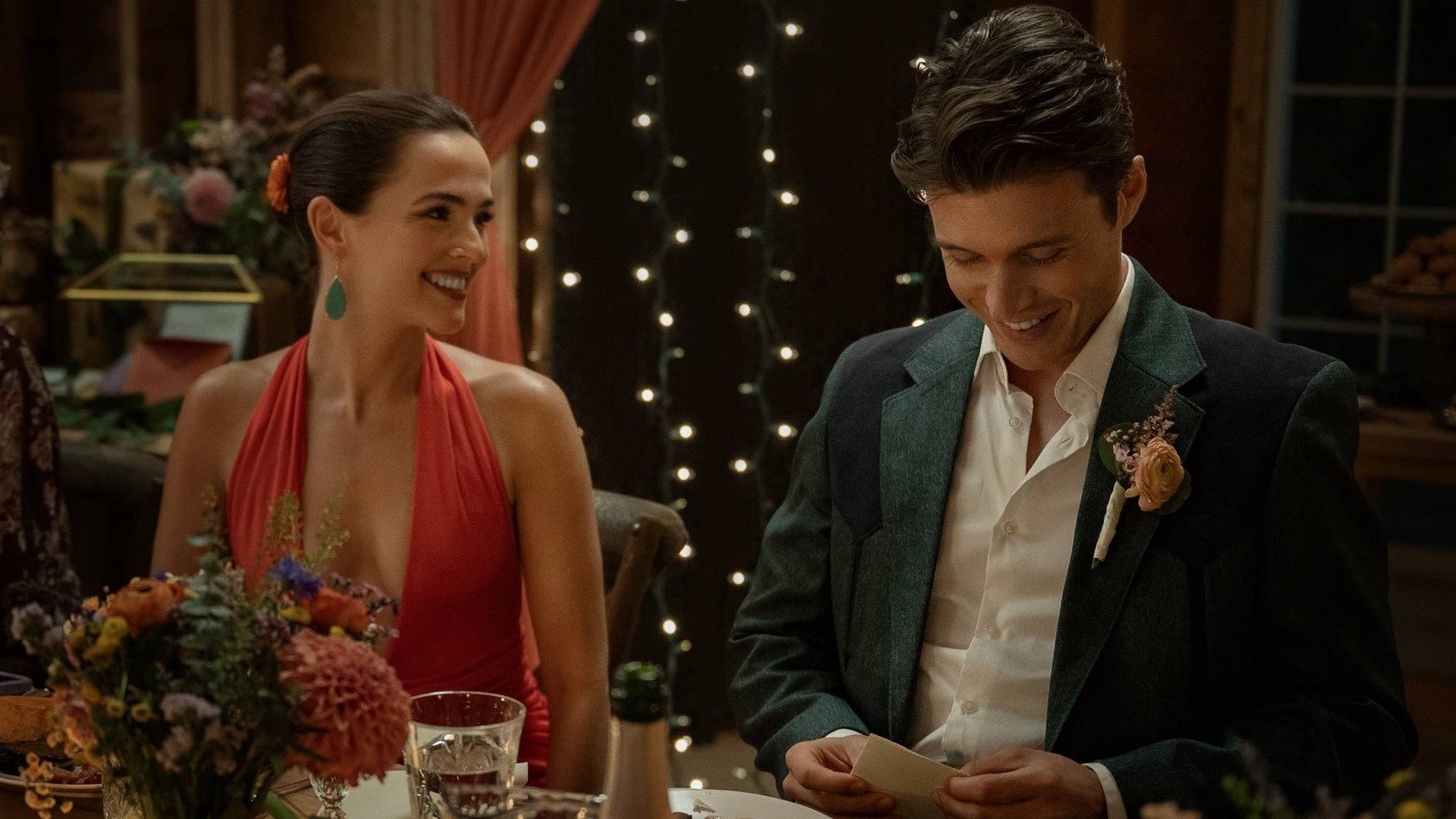 Voicemails for Isabelle 03 l r zoey deutch as jill and nick robinson as wes in voic 16x9 official promo still